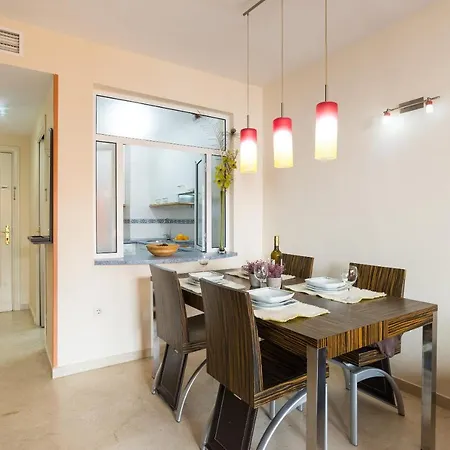 Apartment Malagasuite Beach *